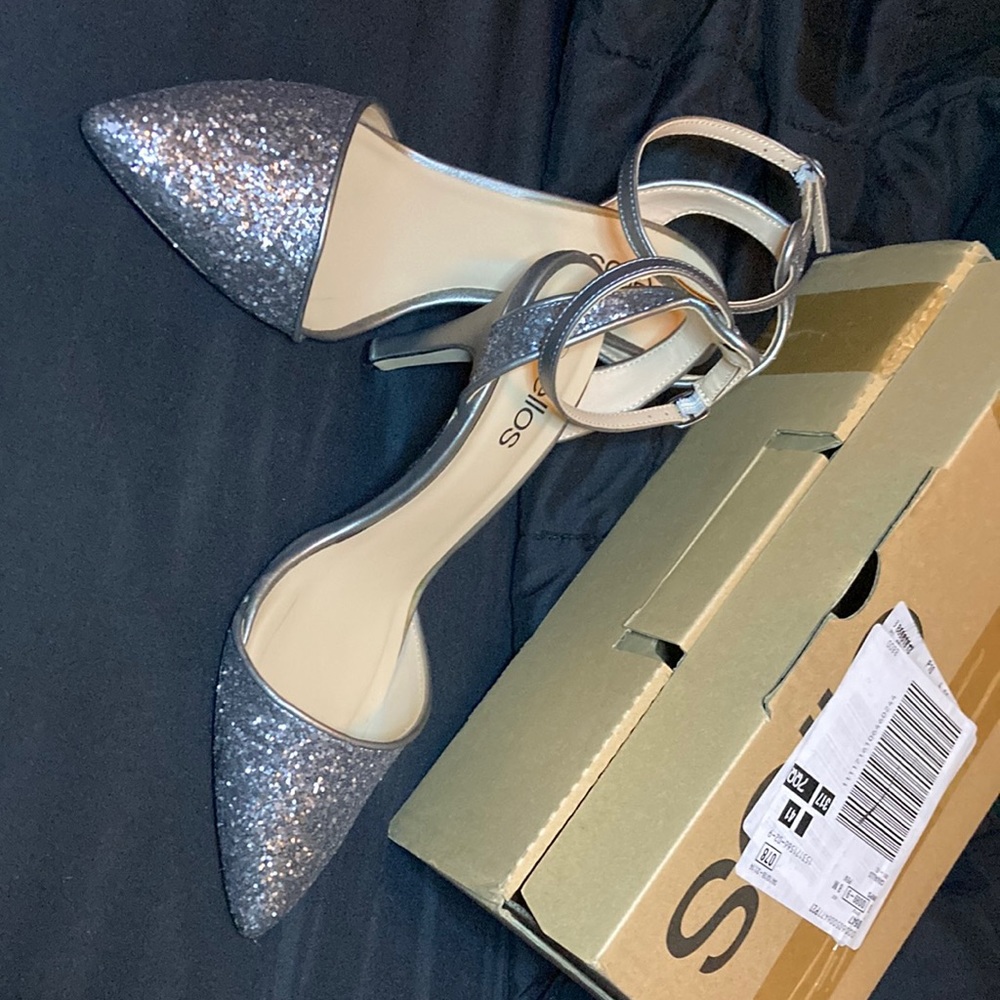 Ellos pump heels, glitter color pewter